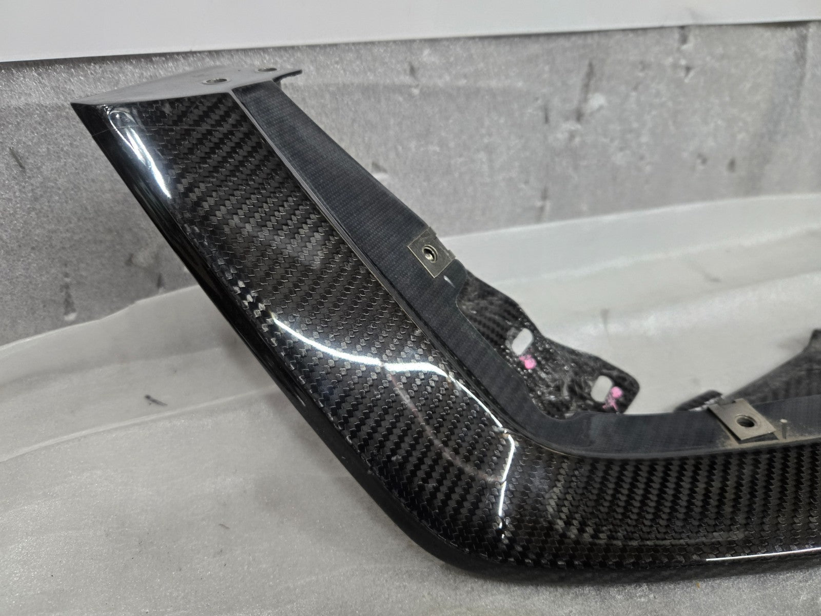 Lamborghini Urus Front Bumper LH Left 4ML807059A Carbon Lip Section OEM Genuine