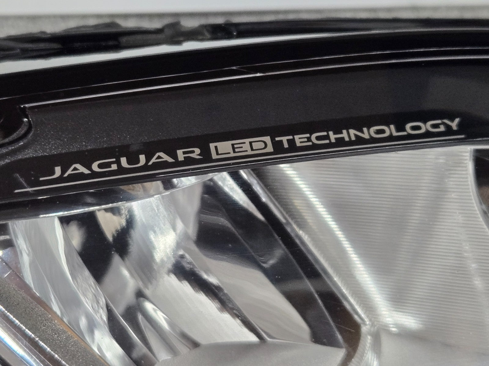 2016-2020 Jaguar XF F-Pace RH Passenger Full LED Headlight OEM GX63-13W029-RE
