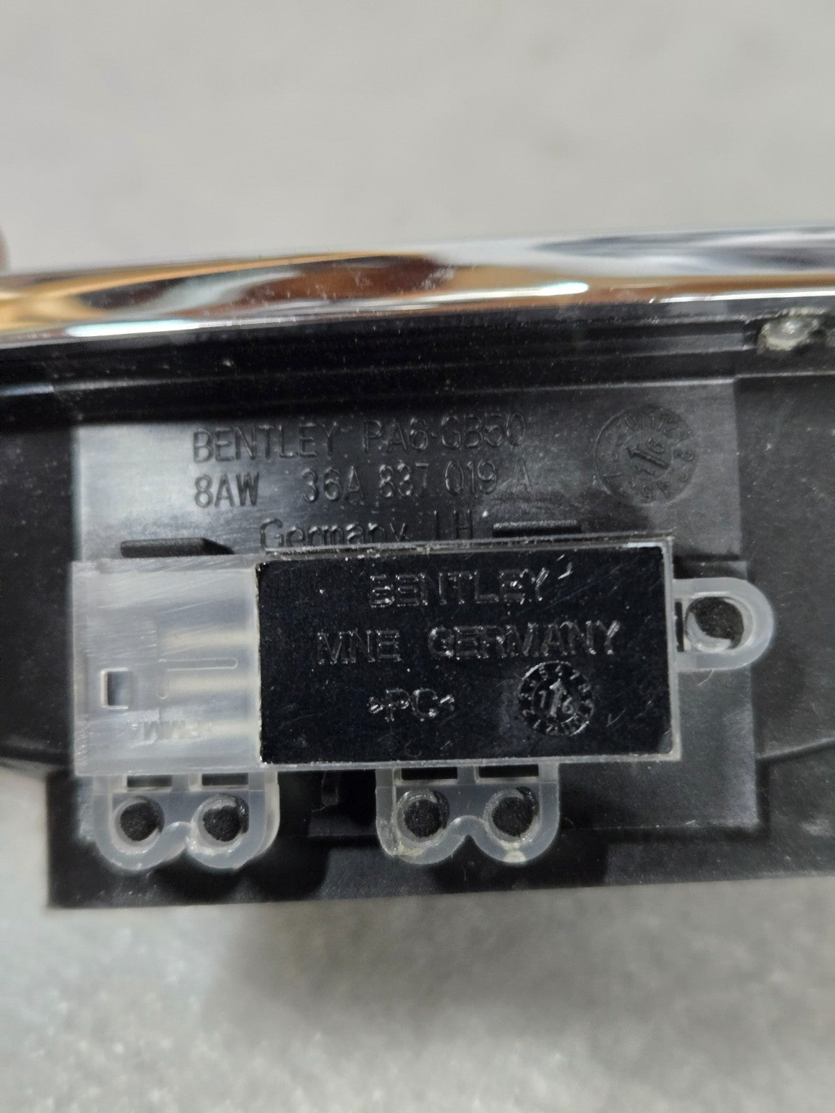 2019 Bentley Bentayga Left LH Rear Front Interior Release Handle 36A837019A OEM