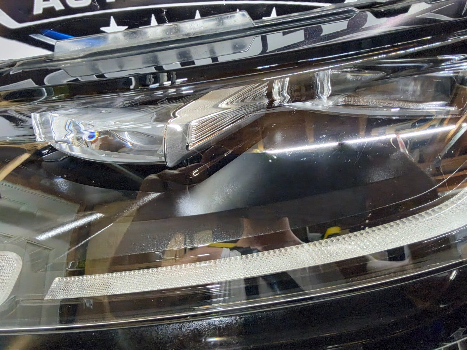 2018 2019 Range Rover Velar LED Headlight LH Driver COMPLETE OEM J8A2-13W030-FG