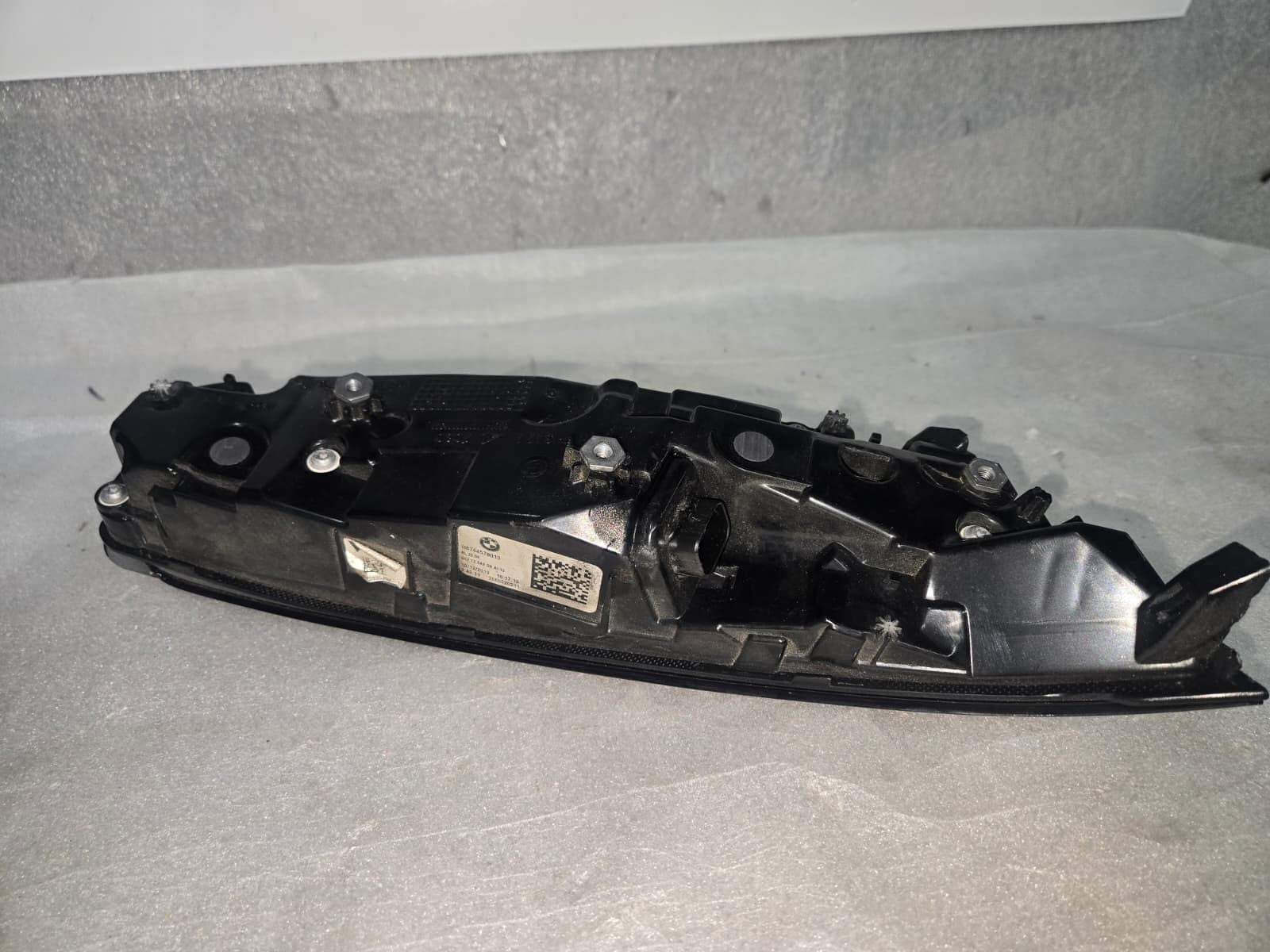 2019-2024 BMW 8 SERIES M8 RIGHT PASSENGER SIDE INNER TAILLIGHT H8744578013 OEM