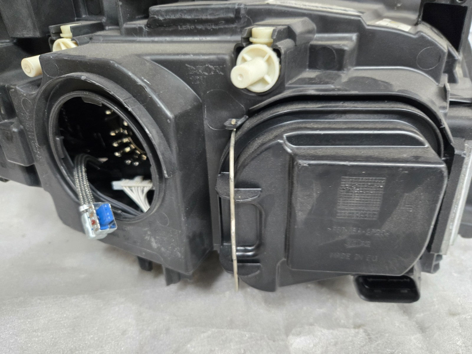 2013-2015 BMW X1 Xenon HID Left LH Headlight Assembly OEM 63117290255