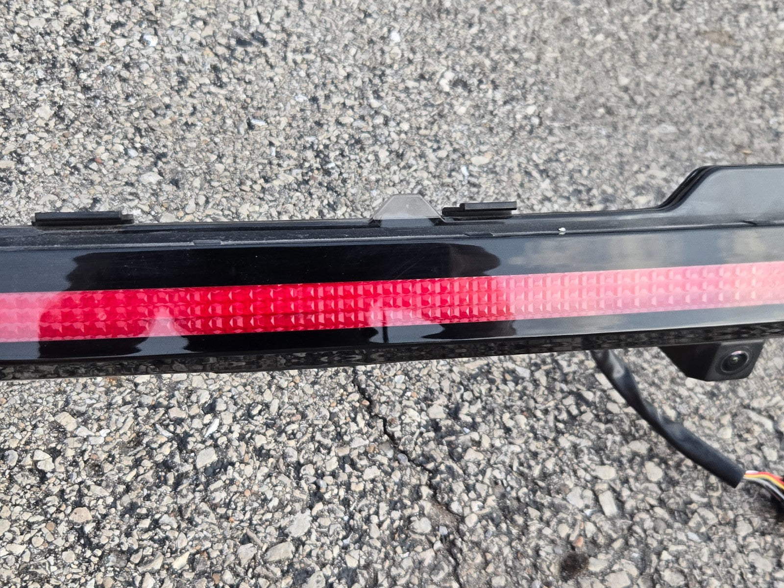 22-24 Hyundai Tucson Rear Center Trunk w/ Camera LED Tail Light OEM 92403-CW120
