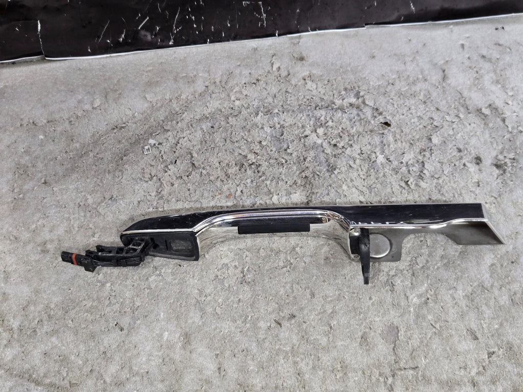 2015-2019 Rolls Royce Wraith Dawn Front Left LH Door Handle 51217348277 OEM RR05