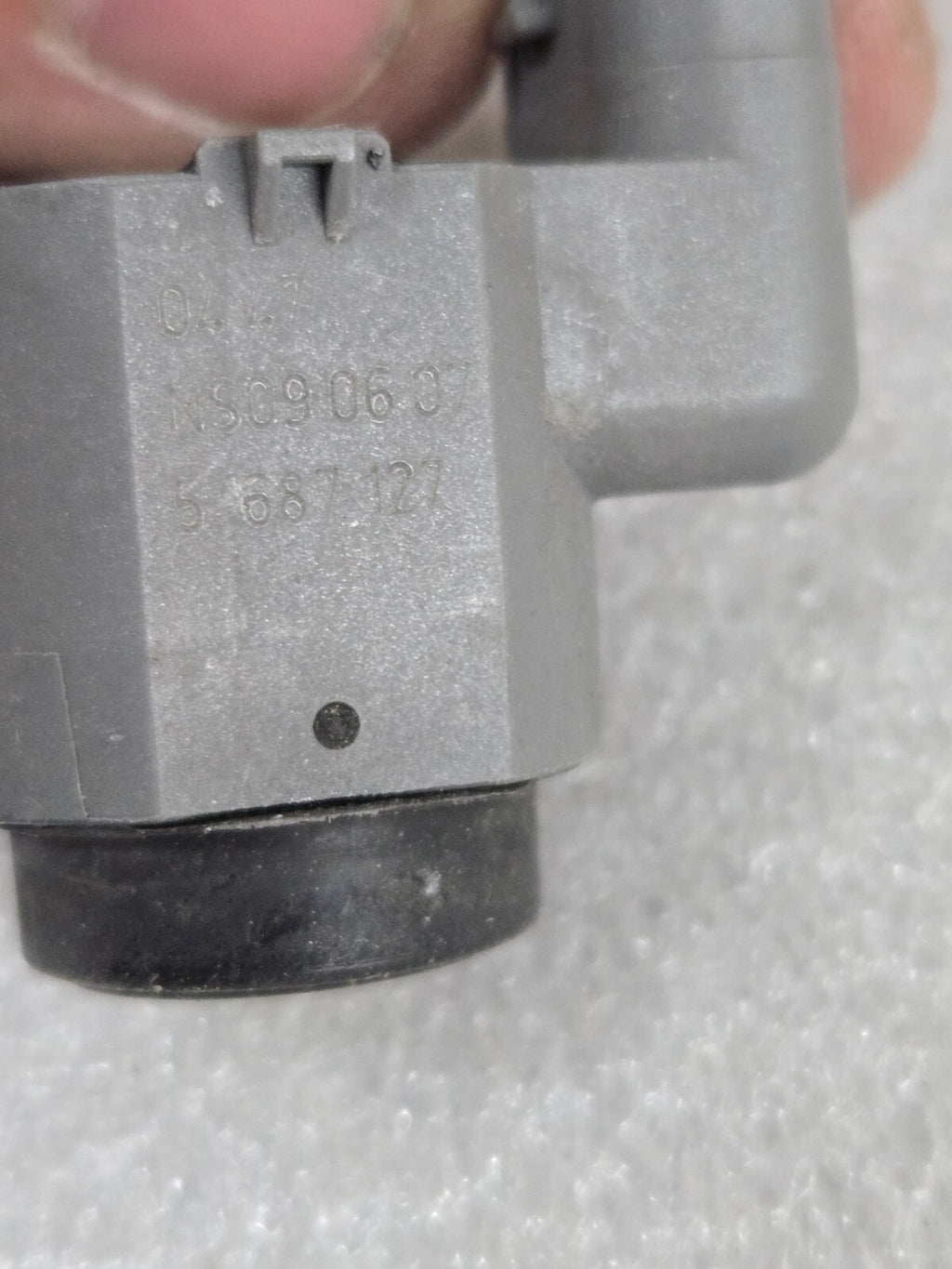 BMW 6 SERIES E63 E64 PDC PARK BUMPER SENSOR BLADE 9127799 3-PIN PLUG OEM