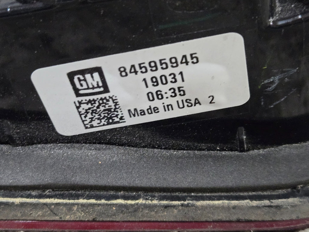 2019-2024 CHEVROLET MALIBU RIGHT PASSENGER INNER Taillight LED OEM 84595945