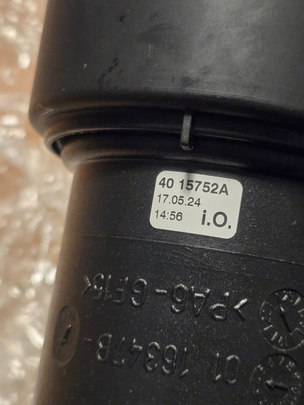 2017 - 2020 JAGUAR XE 2.0L ENGINE AIR CLEANER INTAKE PIPE HOSE TUBE OEM NEW