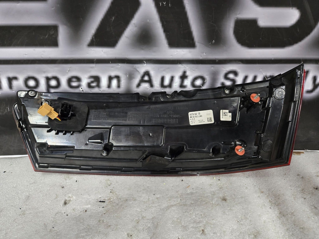 2016-2018 AUDI Q7 Left LH Drivers Side LED Tail Light Lamp Upper 4M0945093D OEM