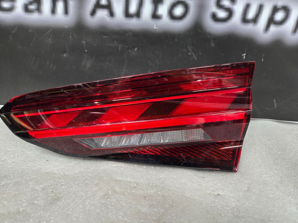 2020-2023 Audi A5 S5 Passenger Right RH Liftgate Tail Light Lamp 8W6945094AB OEM