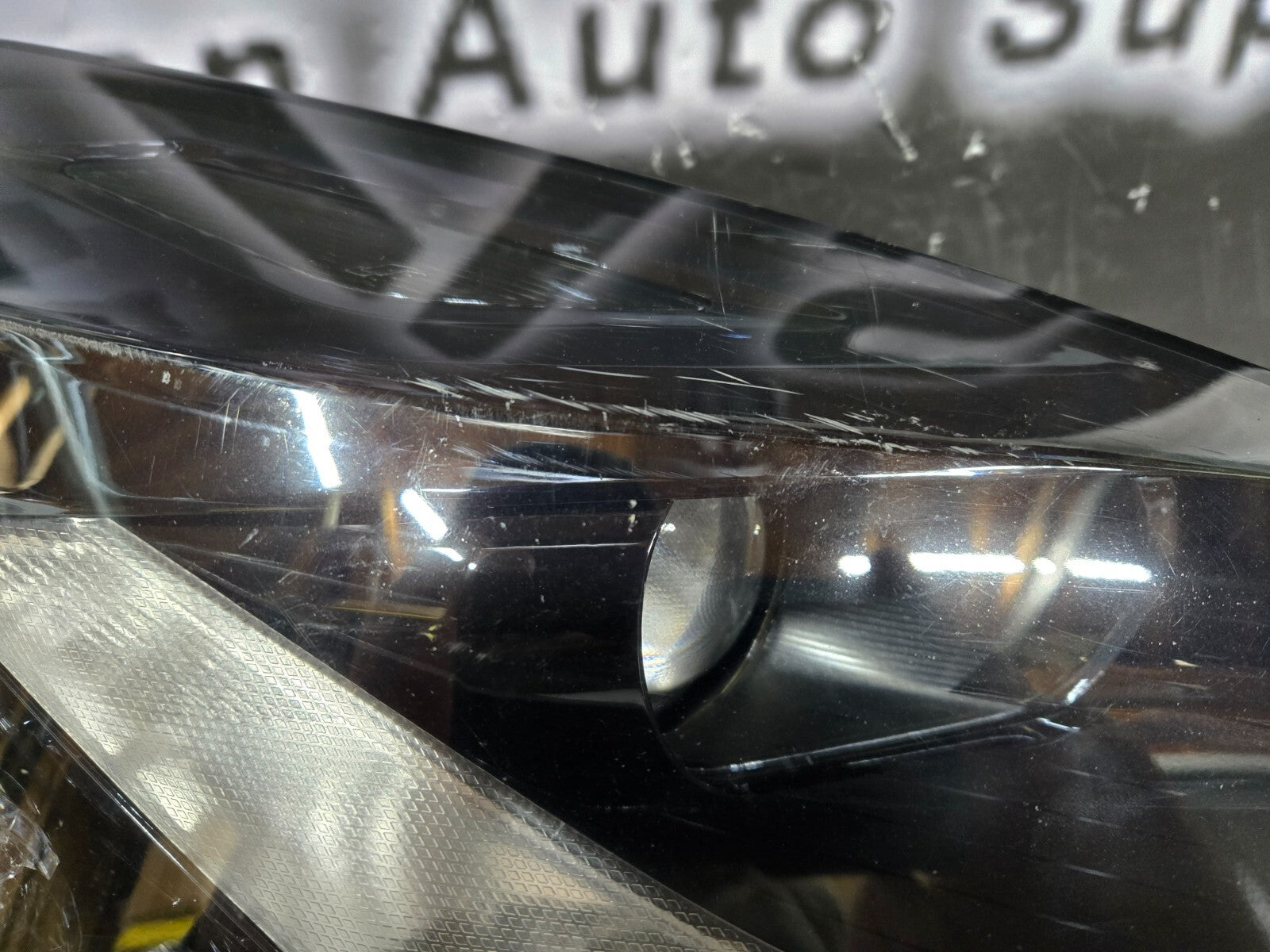2014 - 2019 Chevrolet Corvette C7 LED HID Xenon Passenger Headlight OEM 23425435