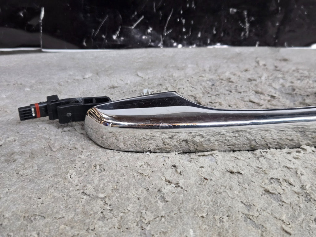 2015-2019 Rolls Royce Wraith Dawn Front Left LH Door Handle 51217348277 OEM RR05