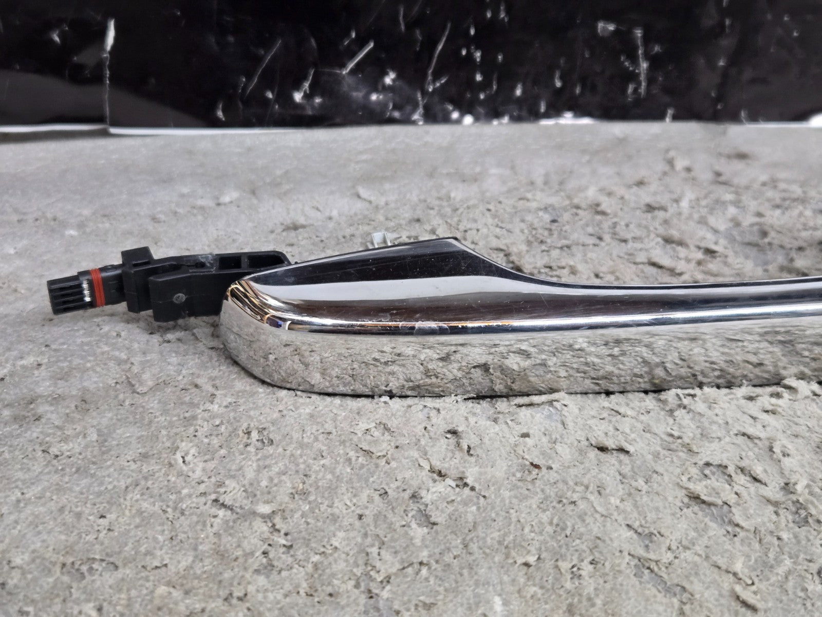 2015-2019 Rolls Royce Wraith Dawn Front Left LH Door Handle 51217348277 OEM RR05