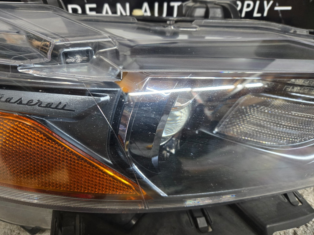2017-2020 Maserati Levante Right RH Passenger Side Xenon Headlight OEM Non AFS
