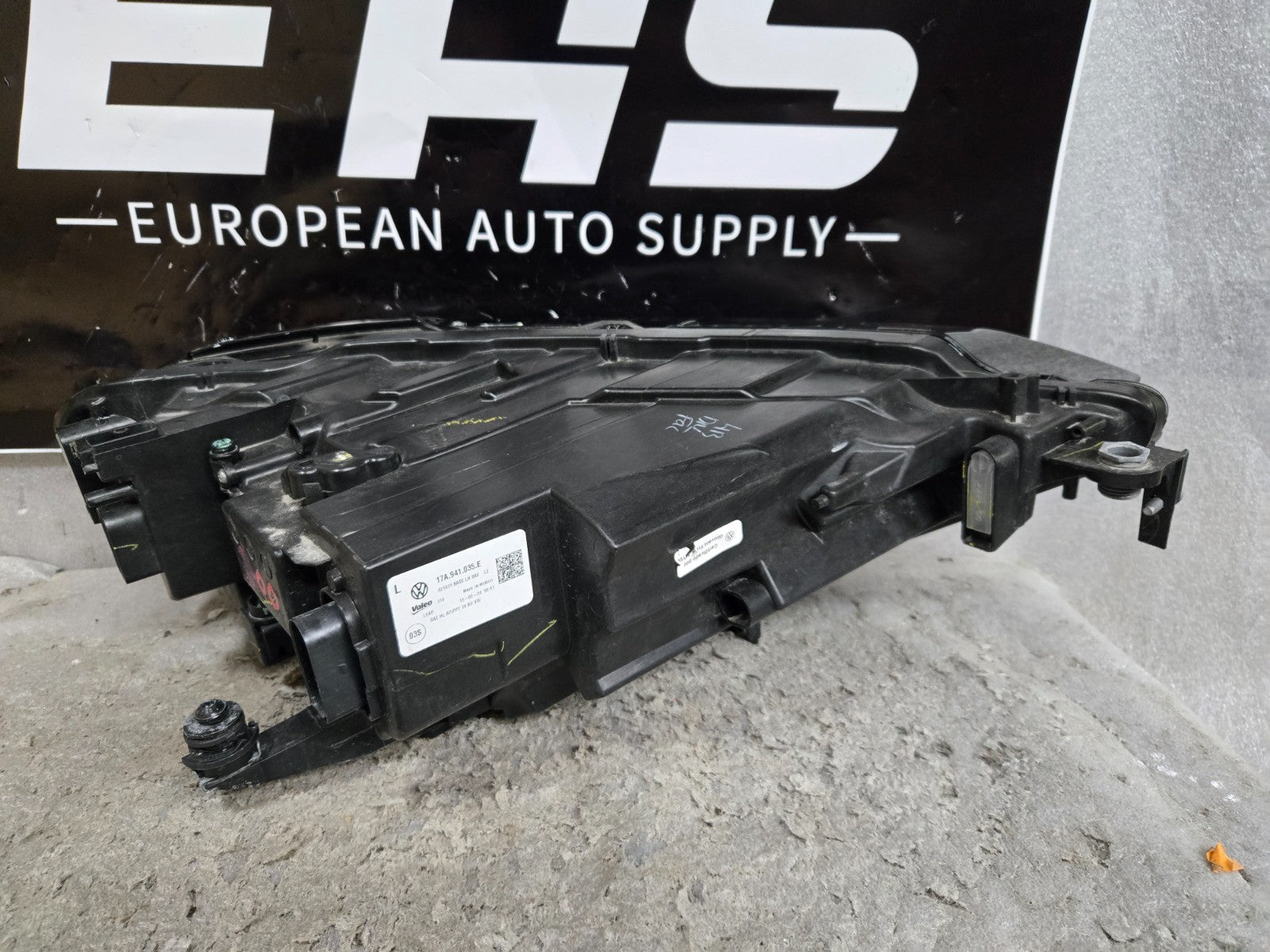 2021-2024 Volkswagen Jetta Base LED Reflector Left LH Headlight OEM 17A941035E