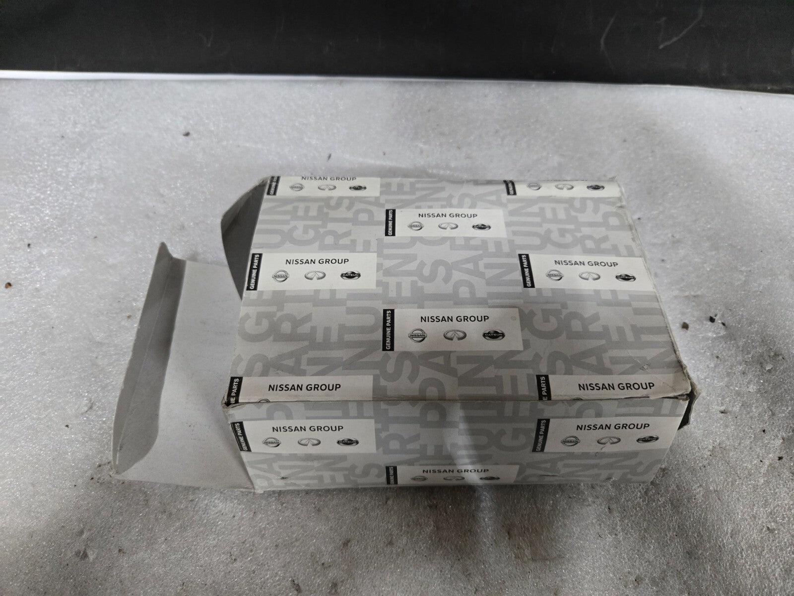 2018-2023 Infiniti Q50 Rear LH Left Blind Spot Radar Sensor 284K1-6HL1C OEM