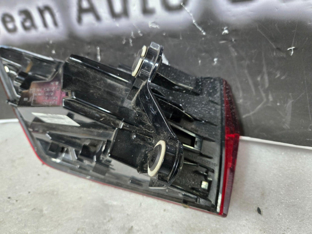 2020-2023 Audi Allroad Quattro Passenger Right RH LED Tail Light OEM 8W9945092AD