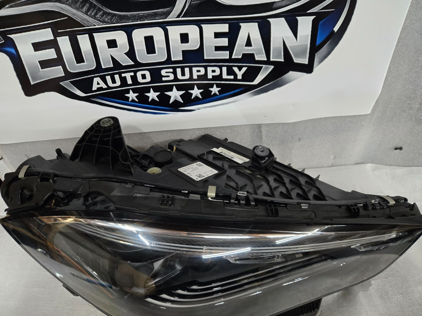 2024-2026 Mercedes-Benz CLE300 CLE450 Digital LED Headlight Right RH OEM