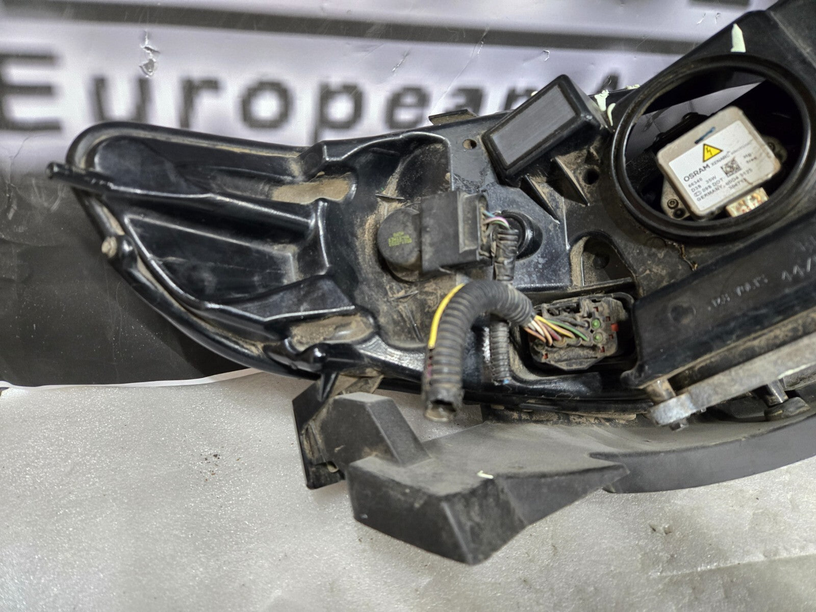2009-2012 LINCOLN MKS FRONT LEFT SIDE HID XENON HEADLIGHT LIGHT OEM Driver L