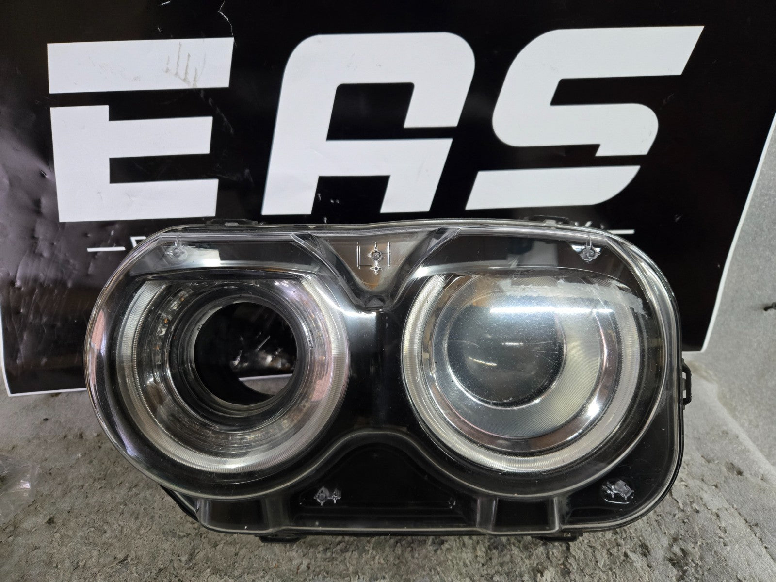 2015 - 2023 DODGE CHALLENGER FRONT LEFT LH HEADLIGHT HALOGEN LAMP OEM 68174065AF