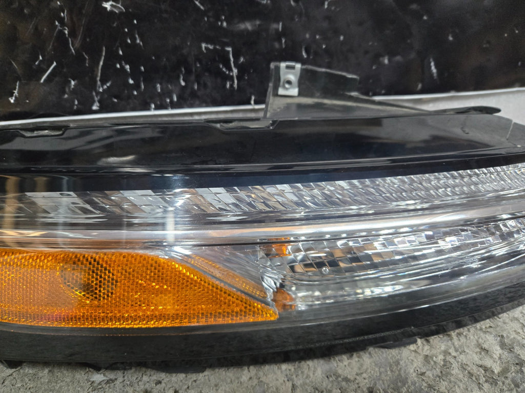 2014-18 JEEP CHEROKEE DAYTIME RUNNING LIGHT OEM RH PASSENGER SIDE 68321886AB OEM