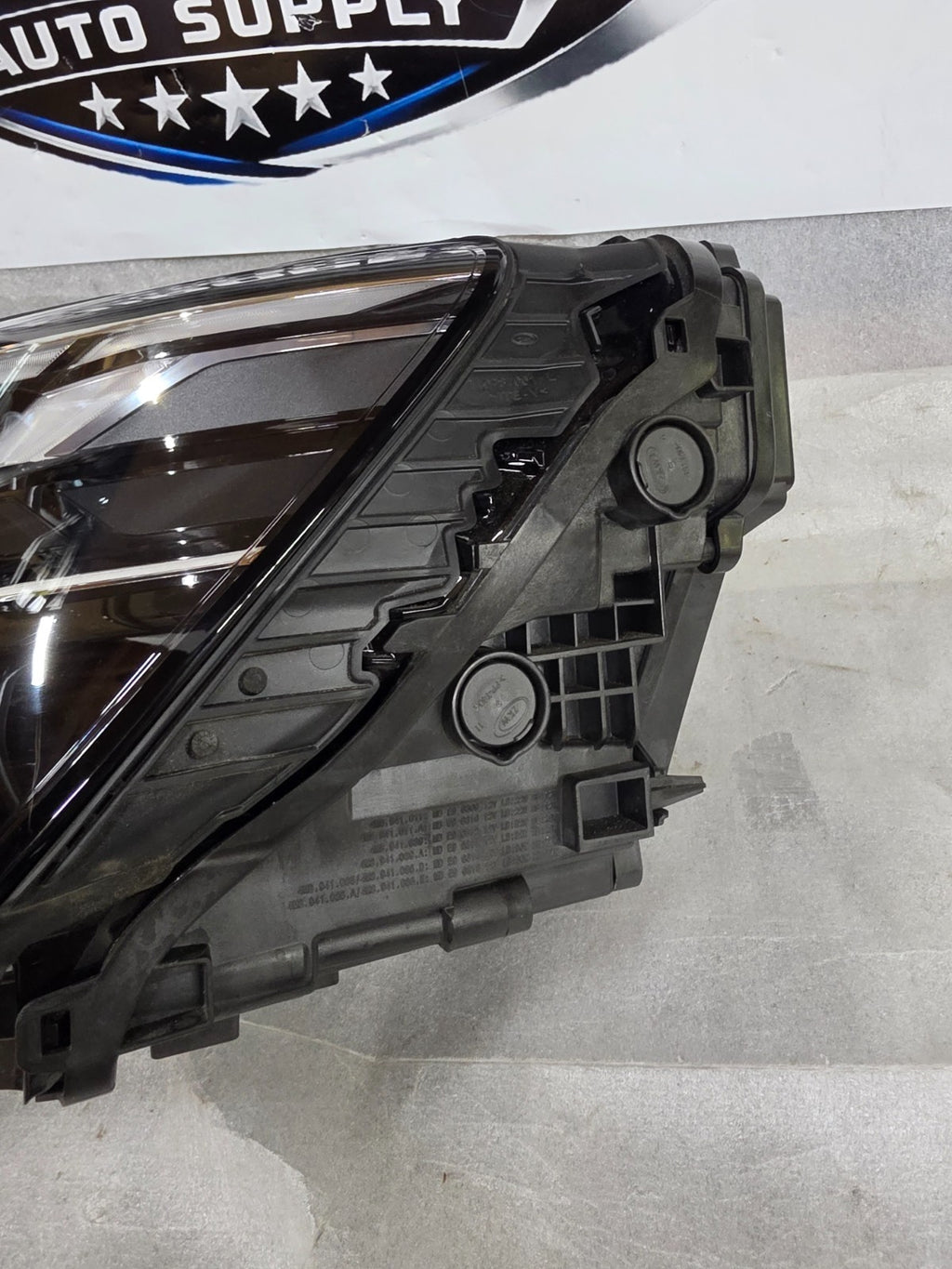 2024-2026 Audi Q8 SQ8 RSQ8 Matrix LED Headlight Left LH 4M8941039B OEM COMPLETE!