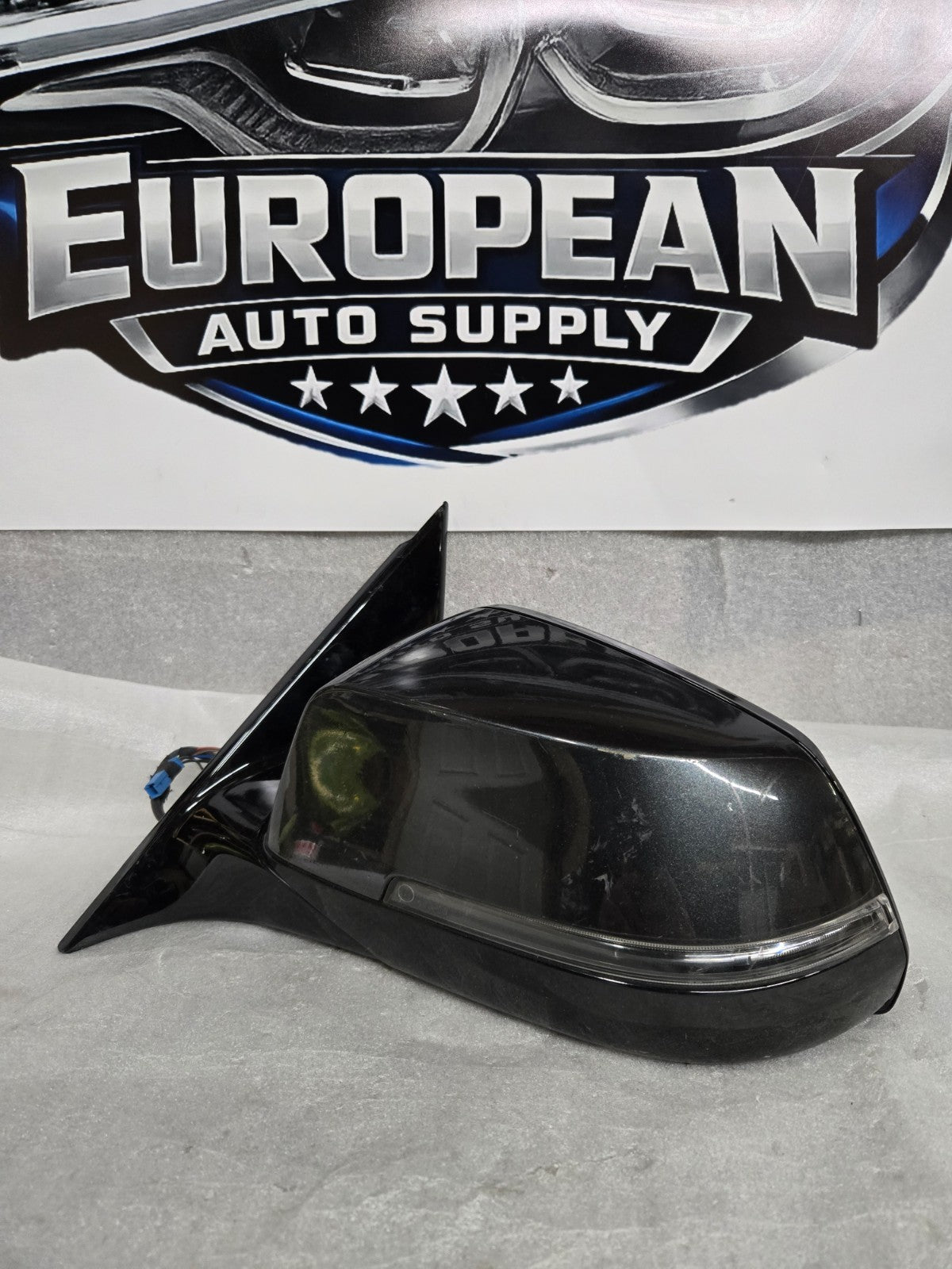 2014‑16 BMW 5 Series F10 Driver Left LH Side View Mirror w/ Camera E1021016 OEM