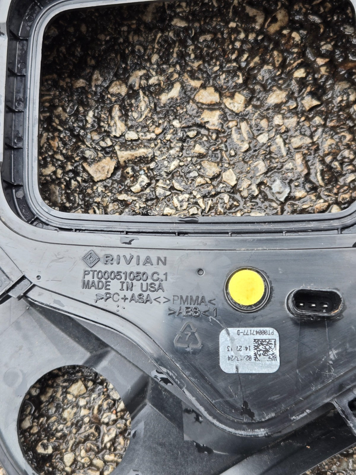 2021-2024 Rivian R1T R1S Front Left LH Side Charge Port Inlet PT00051050-C OEM