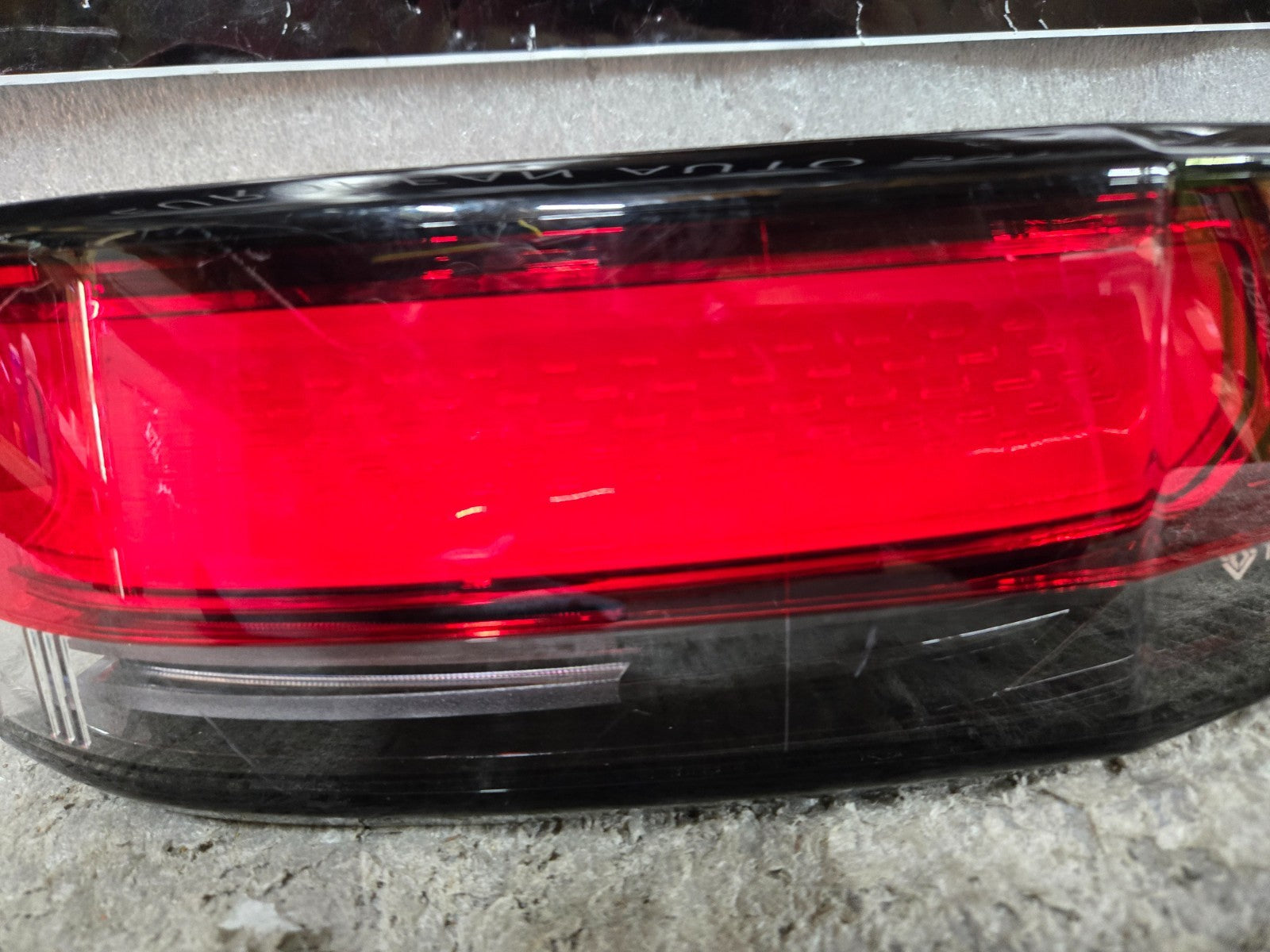 2022-2024 Rivian R1T LED Tail Light Lamp Right Passenger PT00003888 OEM