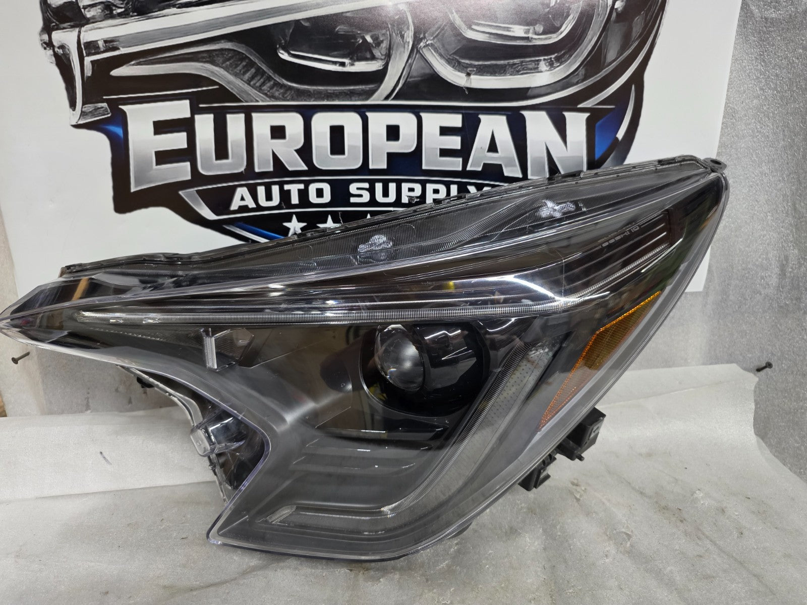 2023 2024 2025 Subaru Ascent Left LH Driver Side Headlight OEM 84002XC11A