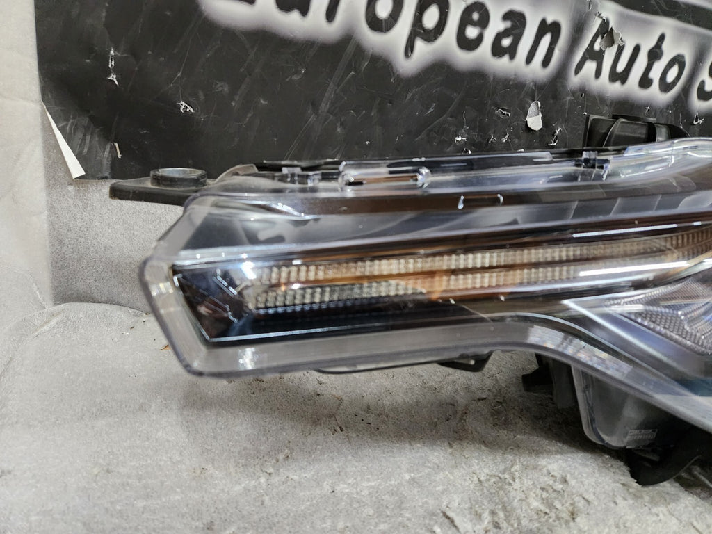 2017-2020 Maserati Levante Headlight Xenon HID LH Left Driver Side Non-AFS OEM