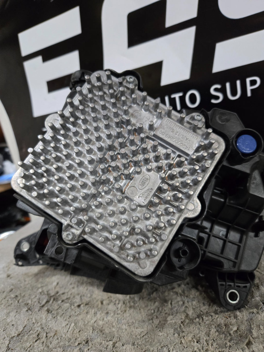 2020 2021 2022 2023 LAND ROVER DEFENDER RIGHT RH LED HEADLIGHT OEM L8B213W029FH