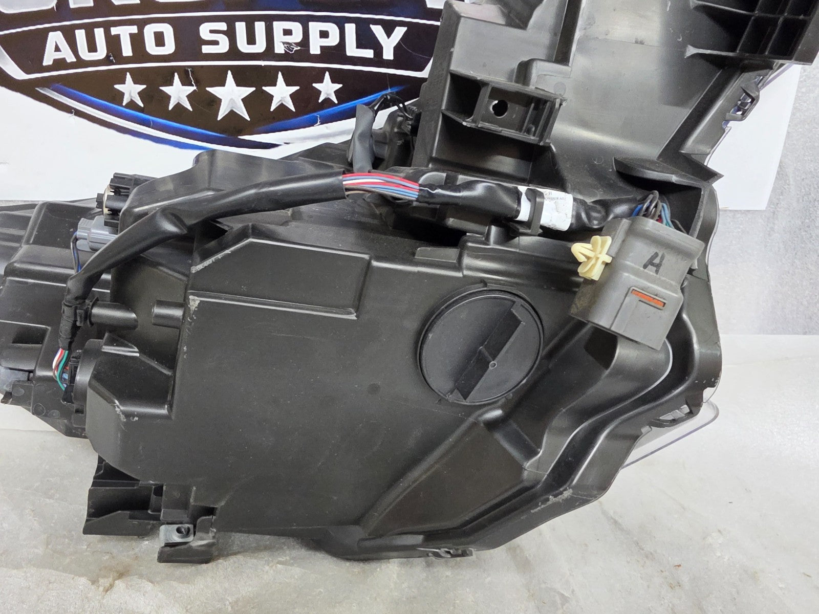 2023 2024 2025 Subaru Ascent Left LH Driver Side Headlight OEM 84002XC11A