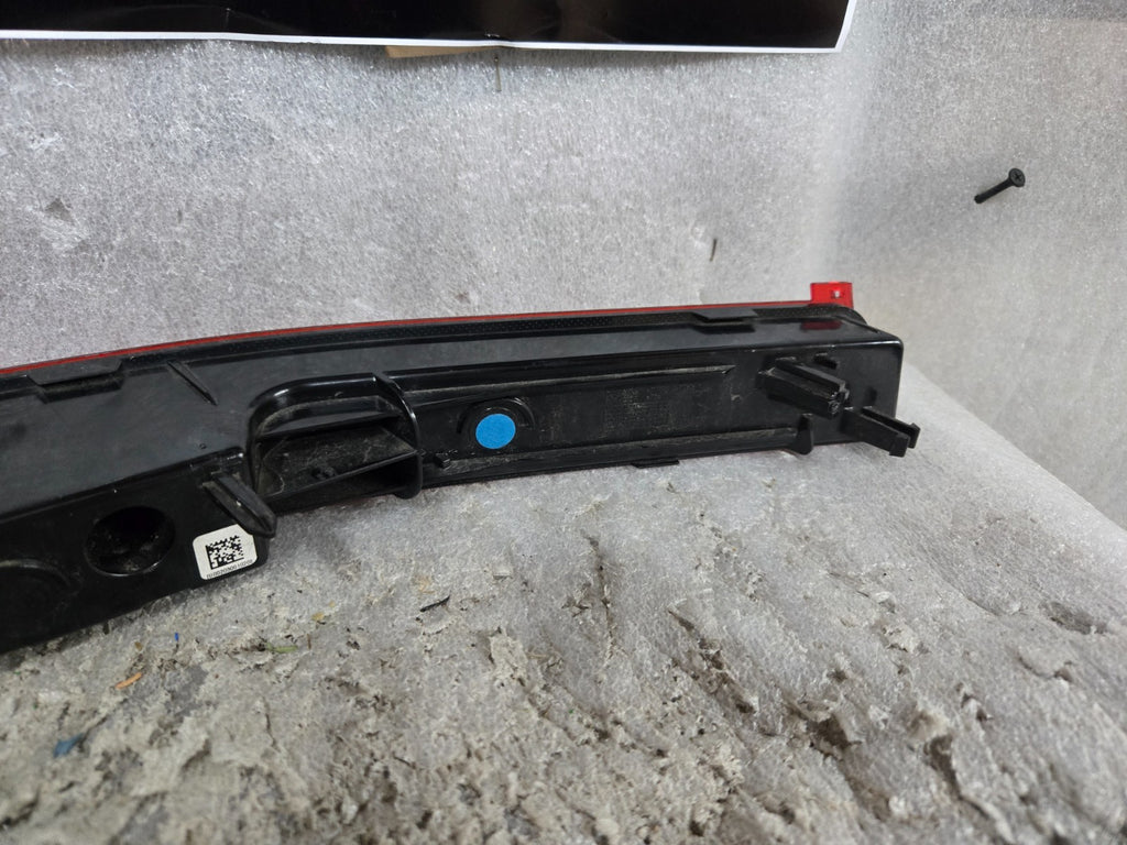 2022 2023 BMW IX REAR LOWER LEFT DRIVER BUMPER LIGHT LAMP H1795377908 OEM