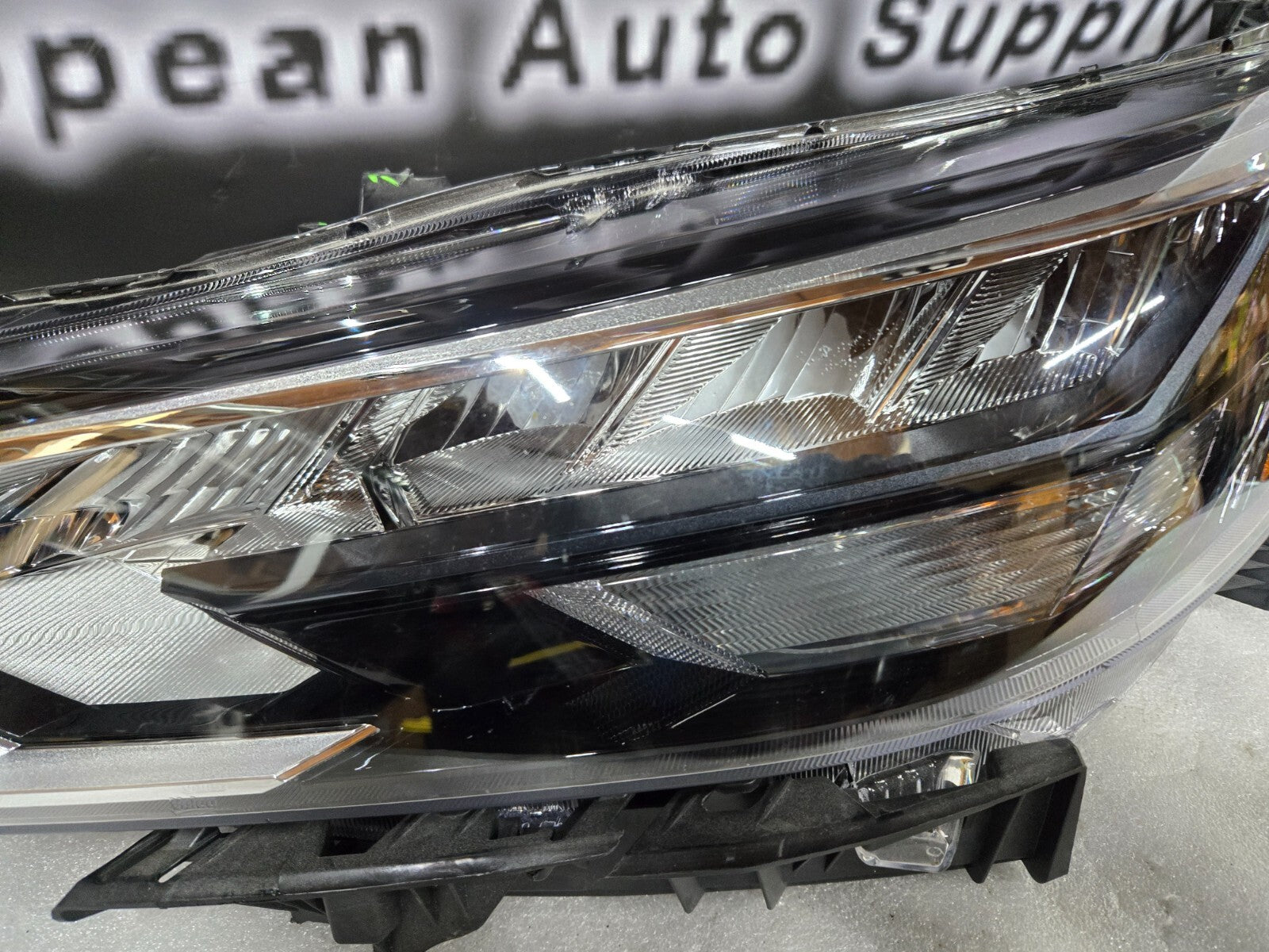 2020-2023 Nissan Sentra Left Driver Reflector LED Headlight OEM 260606LY5A