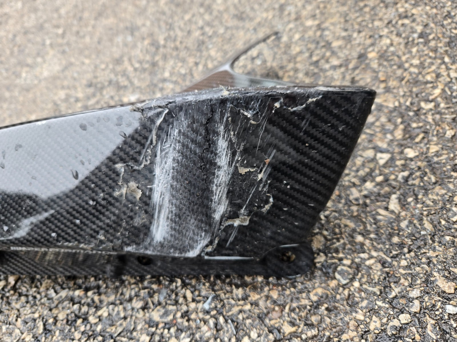 *Damaged* 2018 - 2020 BMW M5 F90 Front Left Right Carbon Fiber Splitter Set OEM