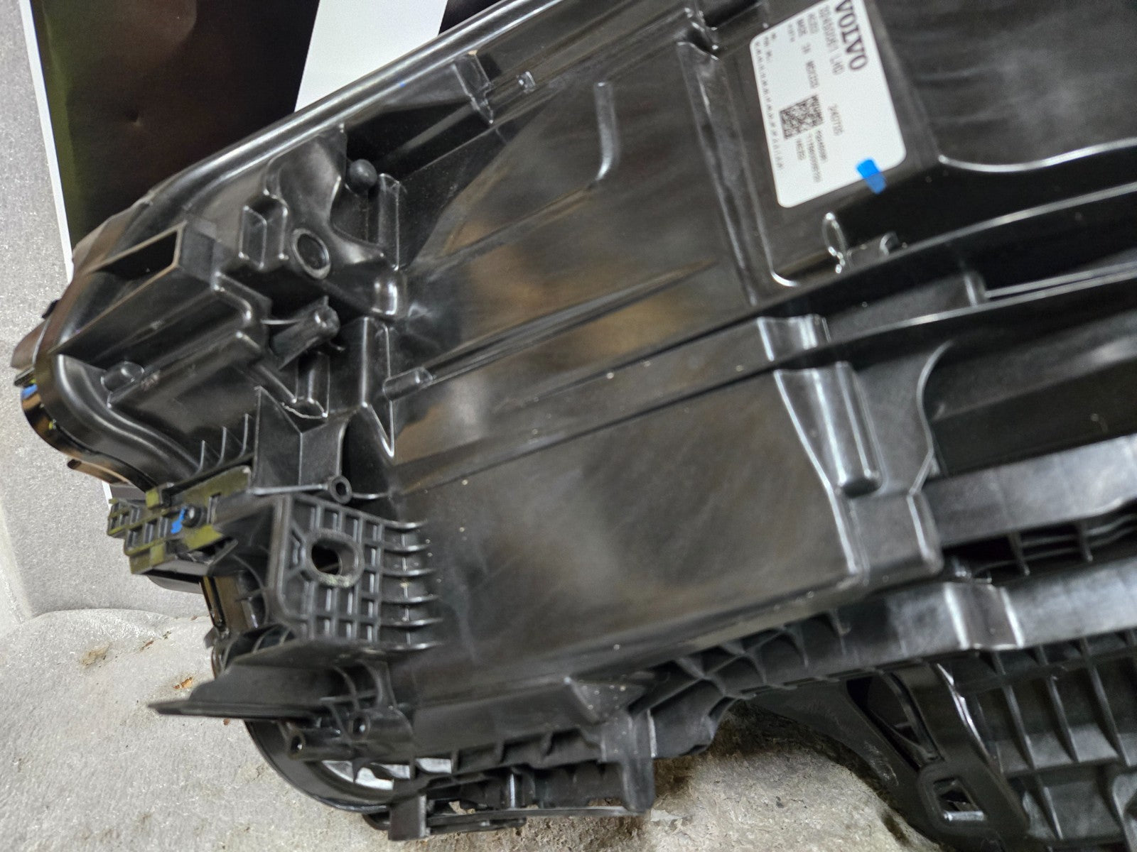 2025 VOLVO EX90 ULTRA RIGHT RH PASSENGER SIDE LED HEADLIGHT OEM 32450061
