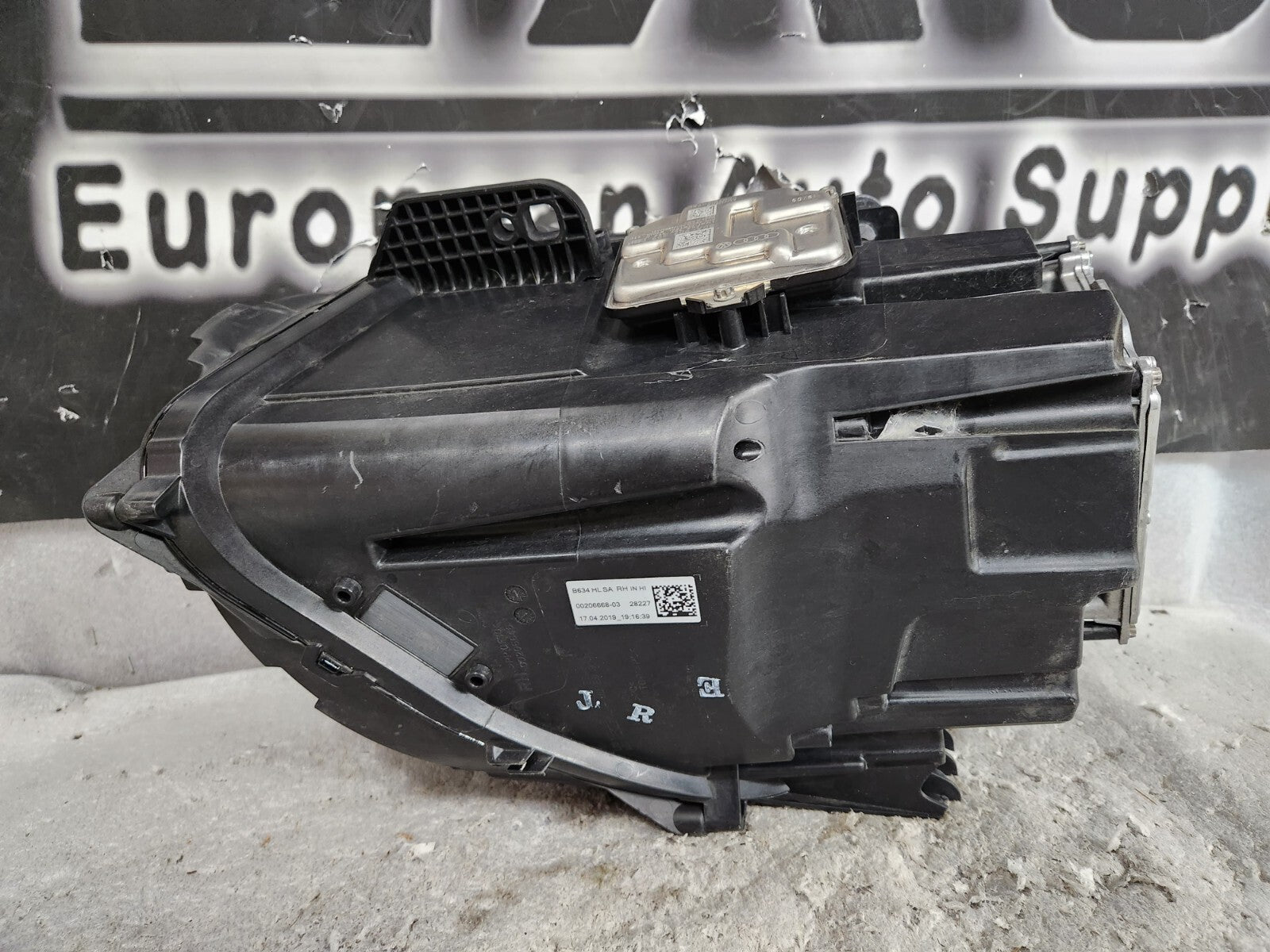 2020-2023 BENTLEY CONTINENTAL GT FRONT RIGHT RH PASSENGER SIDE HEADLIGHT OEM