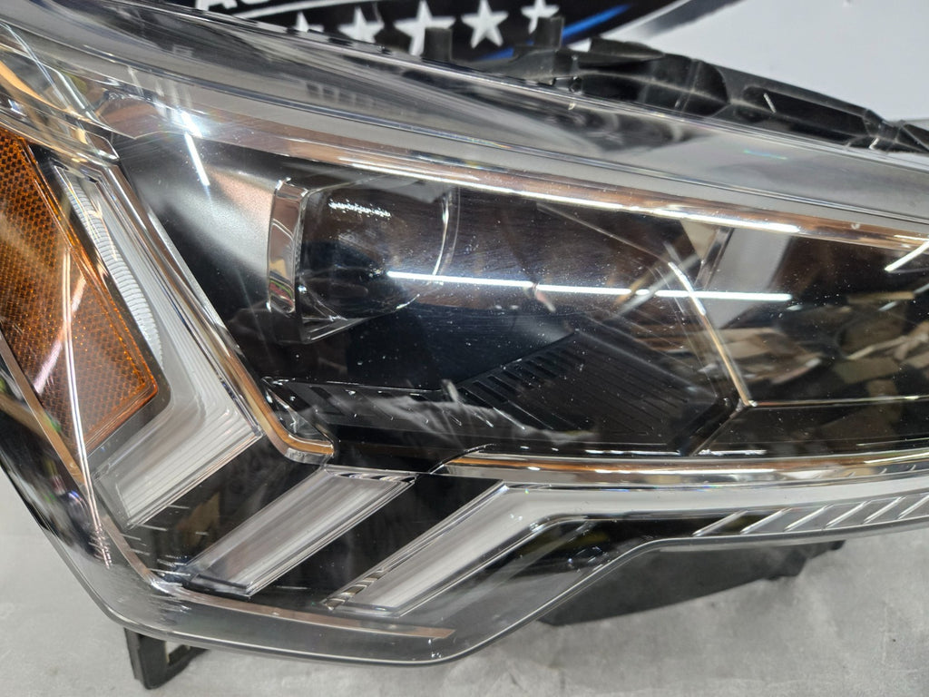 2019-2024 Audi Q3 Right RH Passenger LED Matrix Headlight OEM 83A941034B
