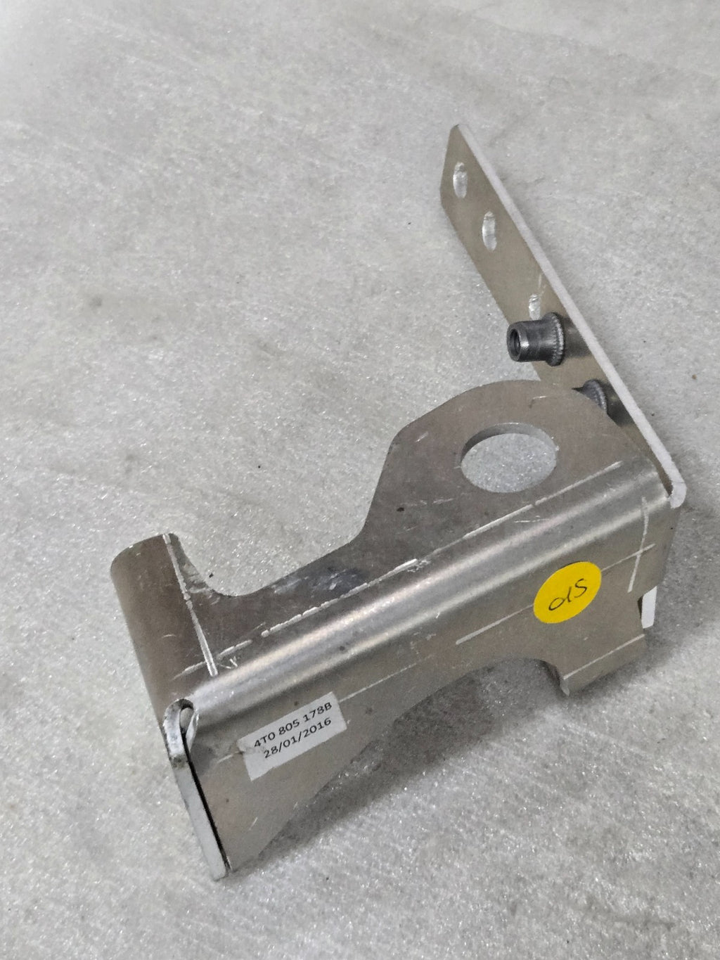 2018-2022 Lamborghini Huracan Right RH Front Frame Angle Bracket 4T0805178B OEM