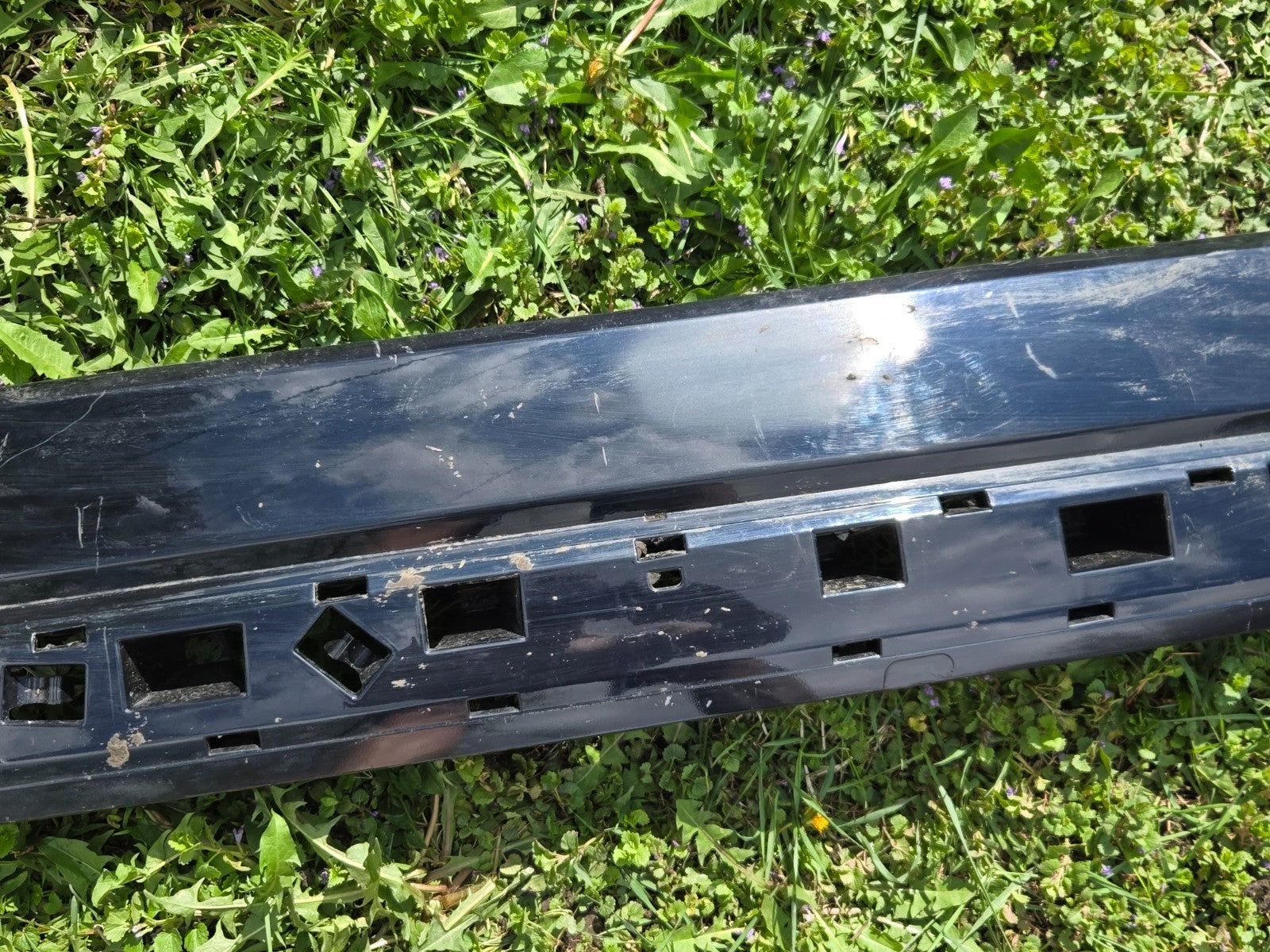 2021-2023 GMC Yukon XL Rear Tailgate Trim Molding Garnish Applique ANU36600 OEM