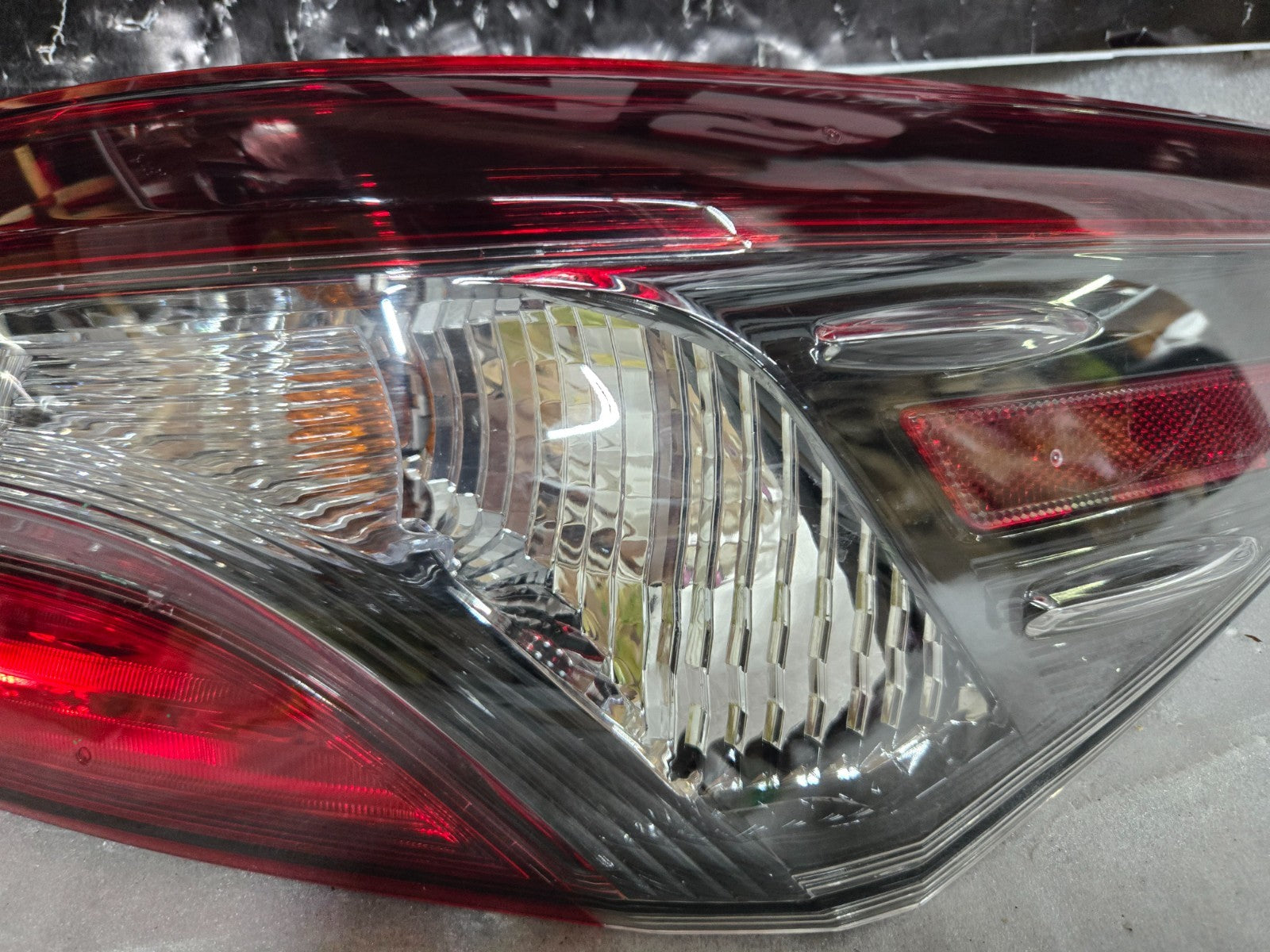 2018-2023 Toyota Camry Outer Tail Light Right RH Passenger Side OEM