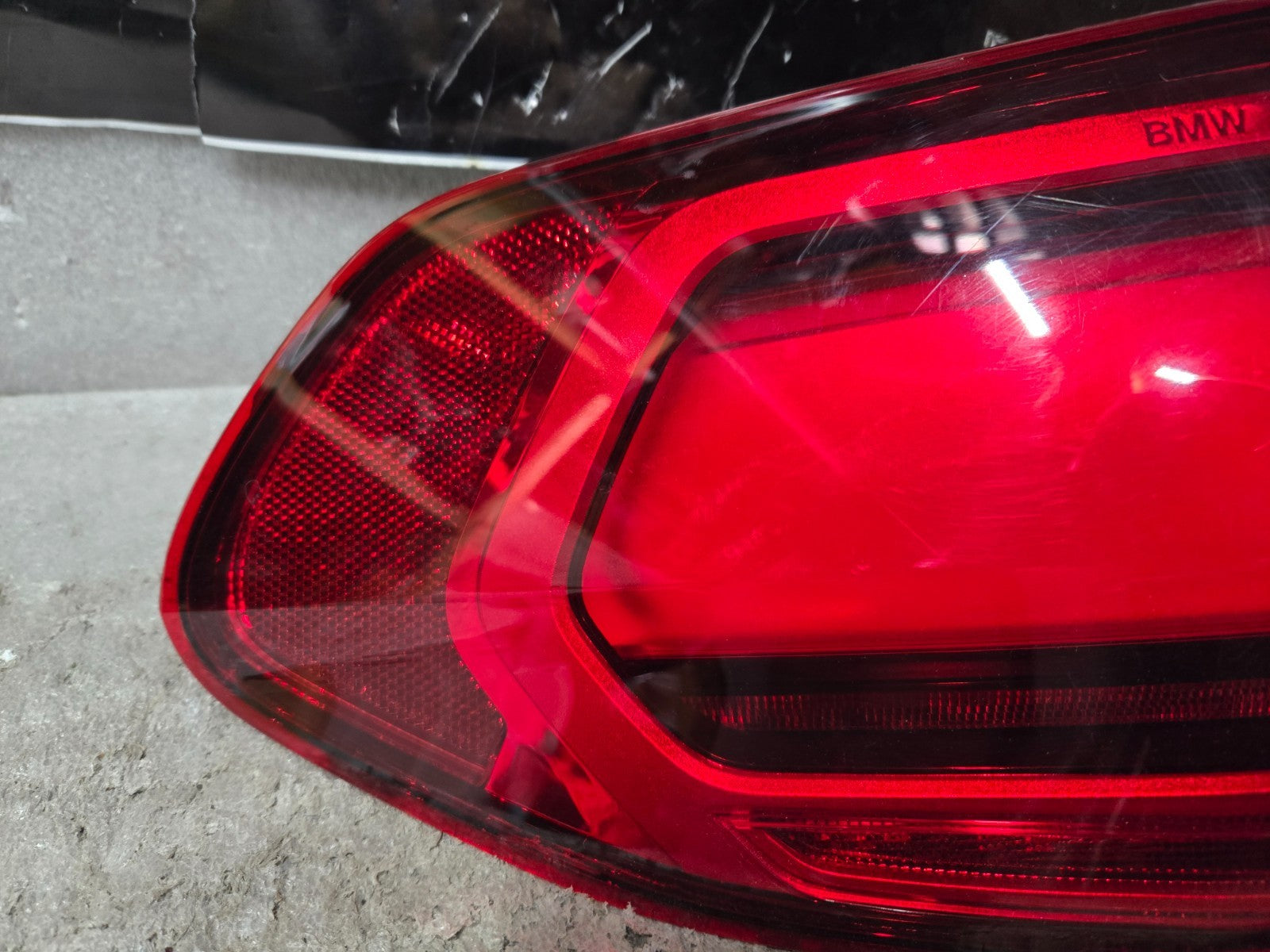 2019 - 2022 BMW X7 G07 REAR LEFT DRIVER SIDE OUTER TAILLIGHT LIGHT LAMP OEM L