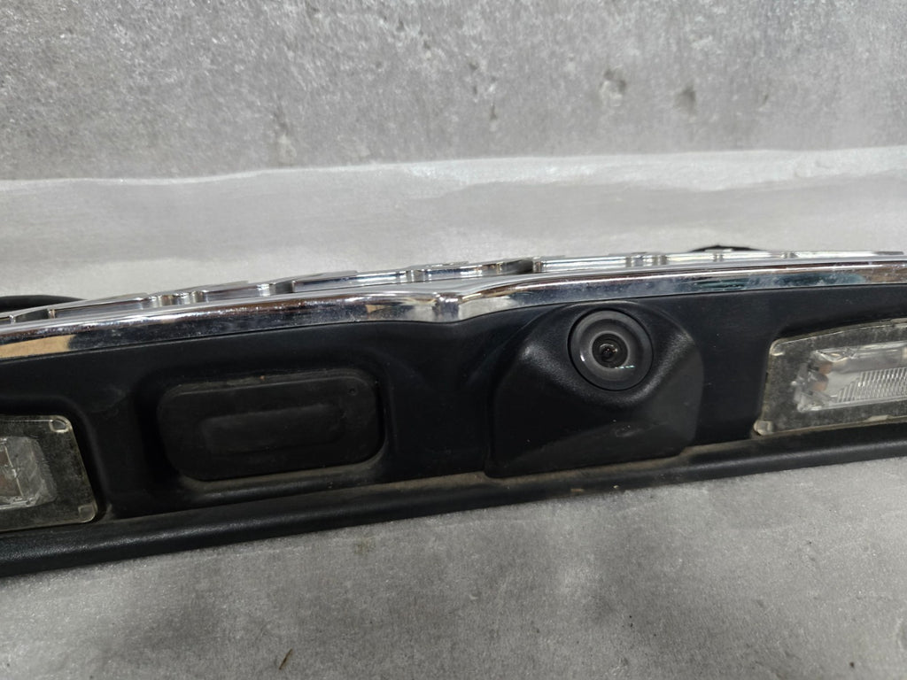 2014-2017 Maserati Ghibli Trunk Deck Lid Cover w/Camera 670010759 OEM 178269