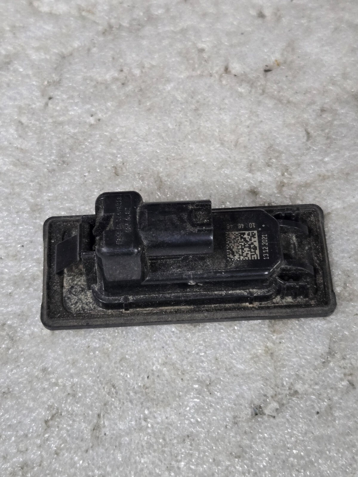 2017-2023 LAND ROVER DISCOVERY REAR LEFT OR RIGHT LICENSE PLATE LIGHT LAMP OEM