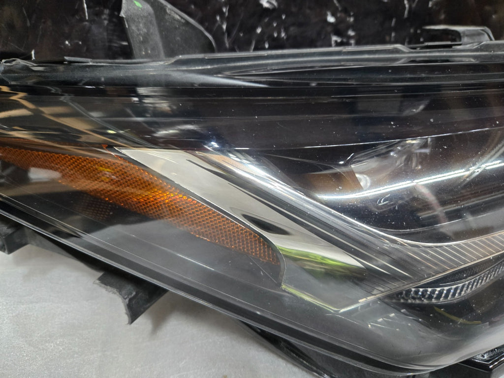2019 - 2022 Toyota Avalon RH Right Passenger LED Headlight Dual Beam OEM