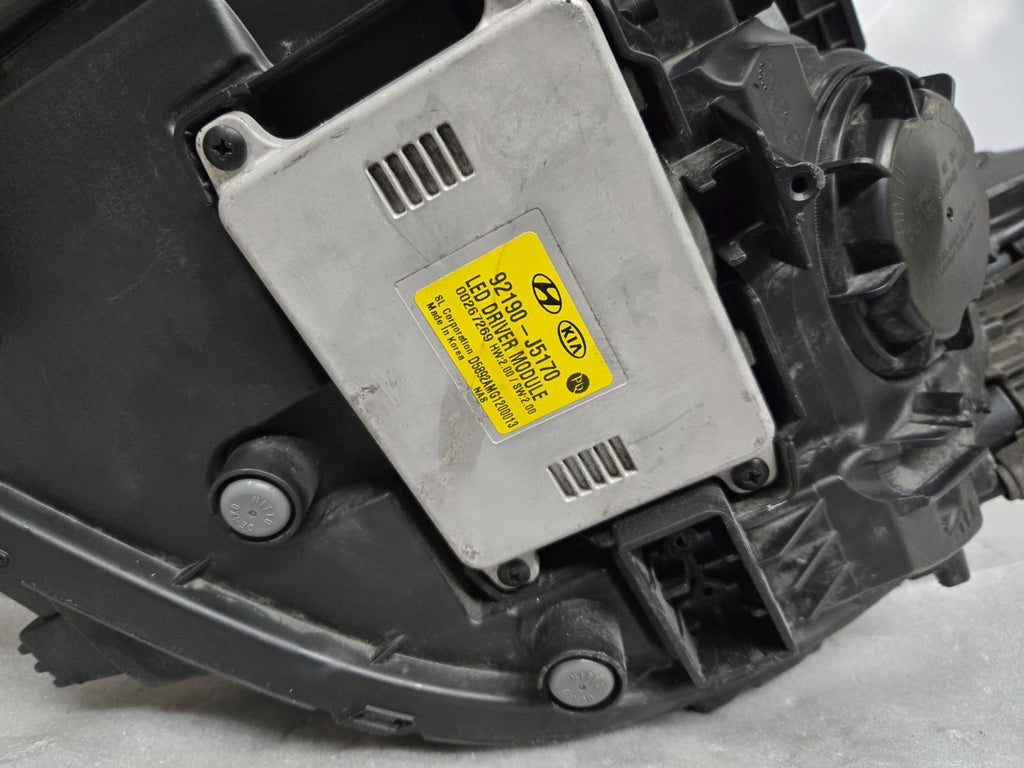 2018-2021 Kia Stinger Non-Adaptive LED Headlight RH Right Passenger OEM
