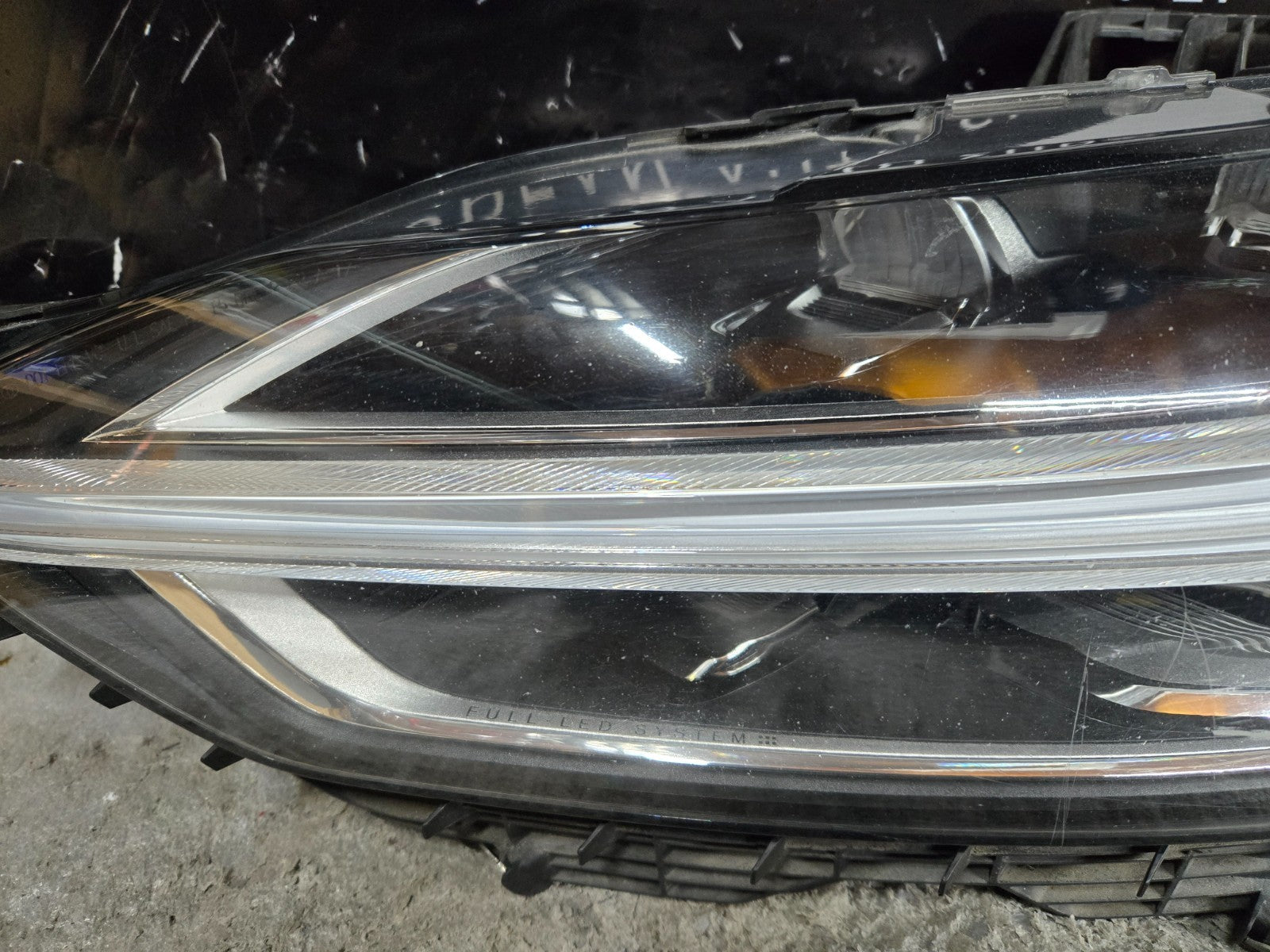 2018-2022 Volvo XC60 Left Driver Side FULL LED Headlight OEM 32228490 COMPLETE!!