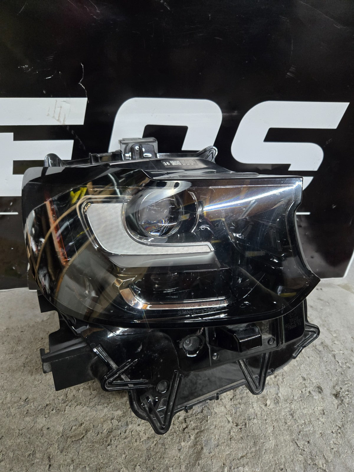 2024 2025 2026 MAZDA CX-90 Right RH Passenger Headlight Chrome Non-Adaptive OEM