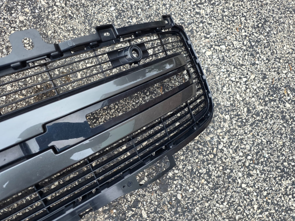2021-2024 Range Rover Vogue L460 Front Lower Grille Fascia OEM M8E217F791A