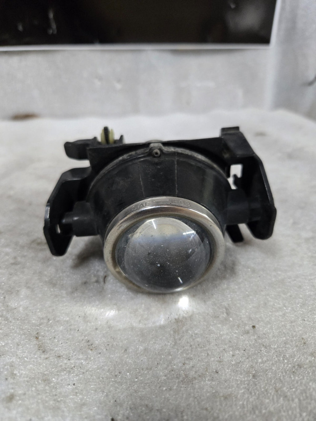 2009-2019 FORD FUSION LH DRIVER FOG LIGHT BEZEL & LIGHT LAMP 6E53-15K200-AA OEM